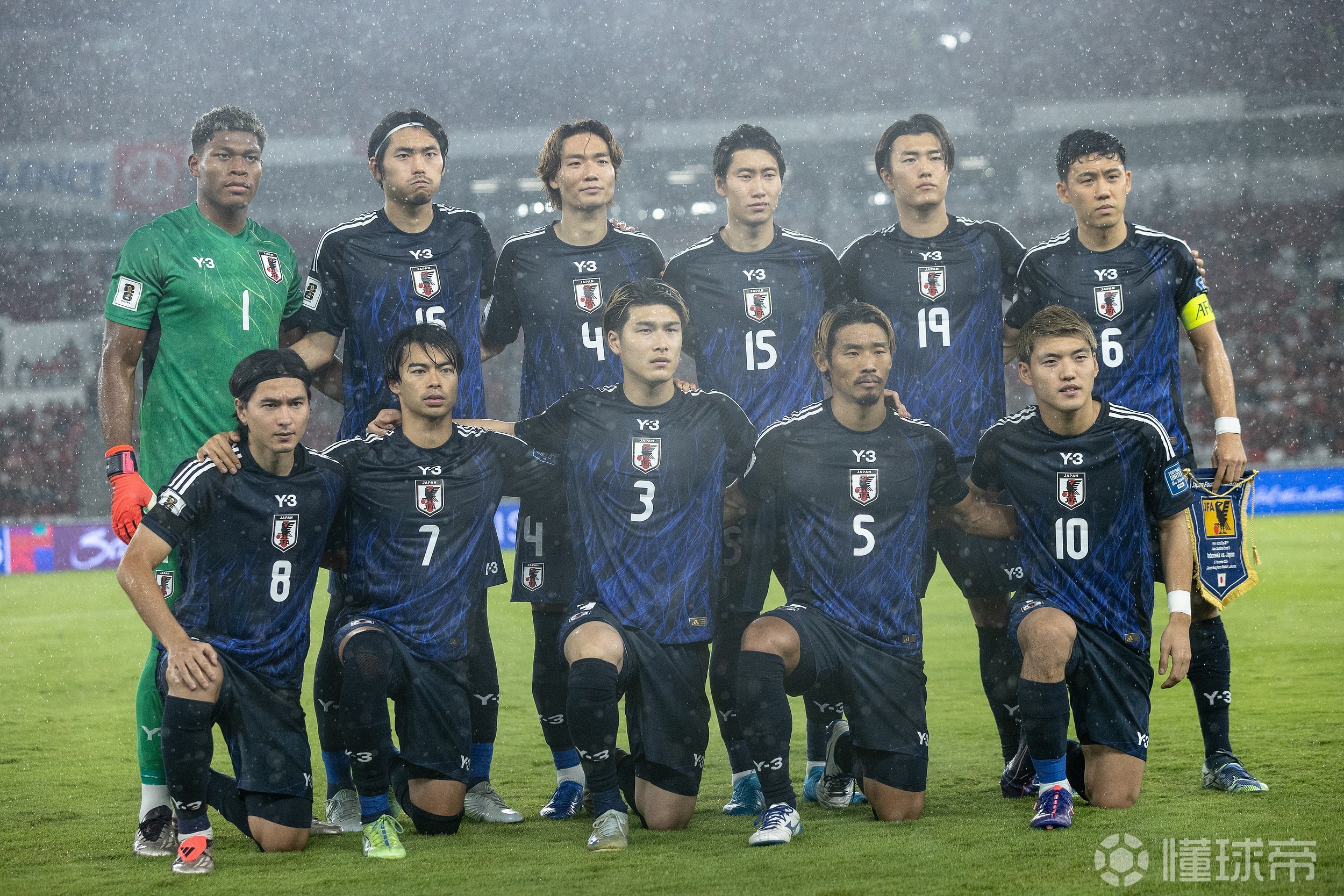 九游体育-国足临时主帅：日本韩国都是强队但我们不需要惧怕对手(国足临阵换帅)