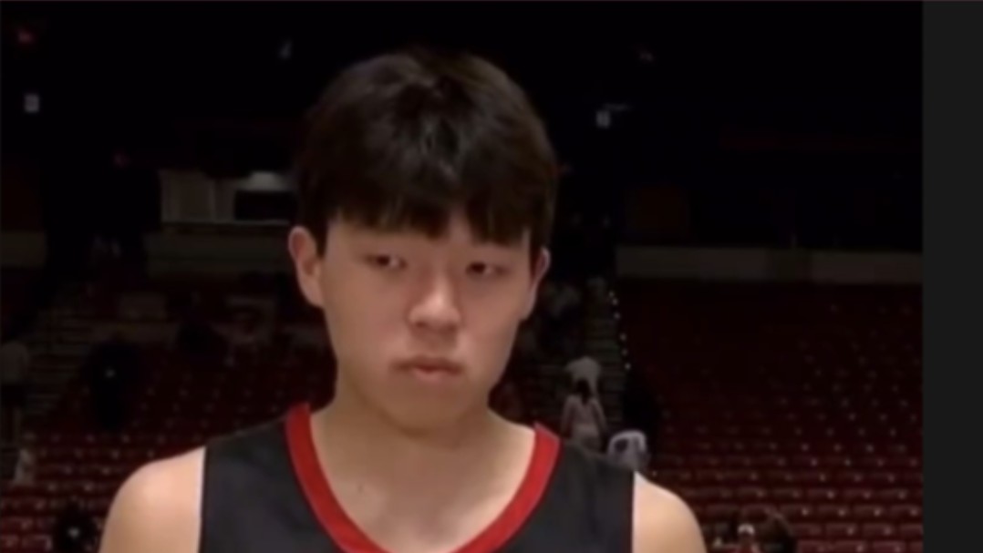 杨瀚森谈首秀最满意一点直言比赛节奏快喘不上气(杨瀚西简介)